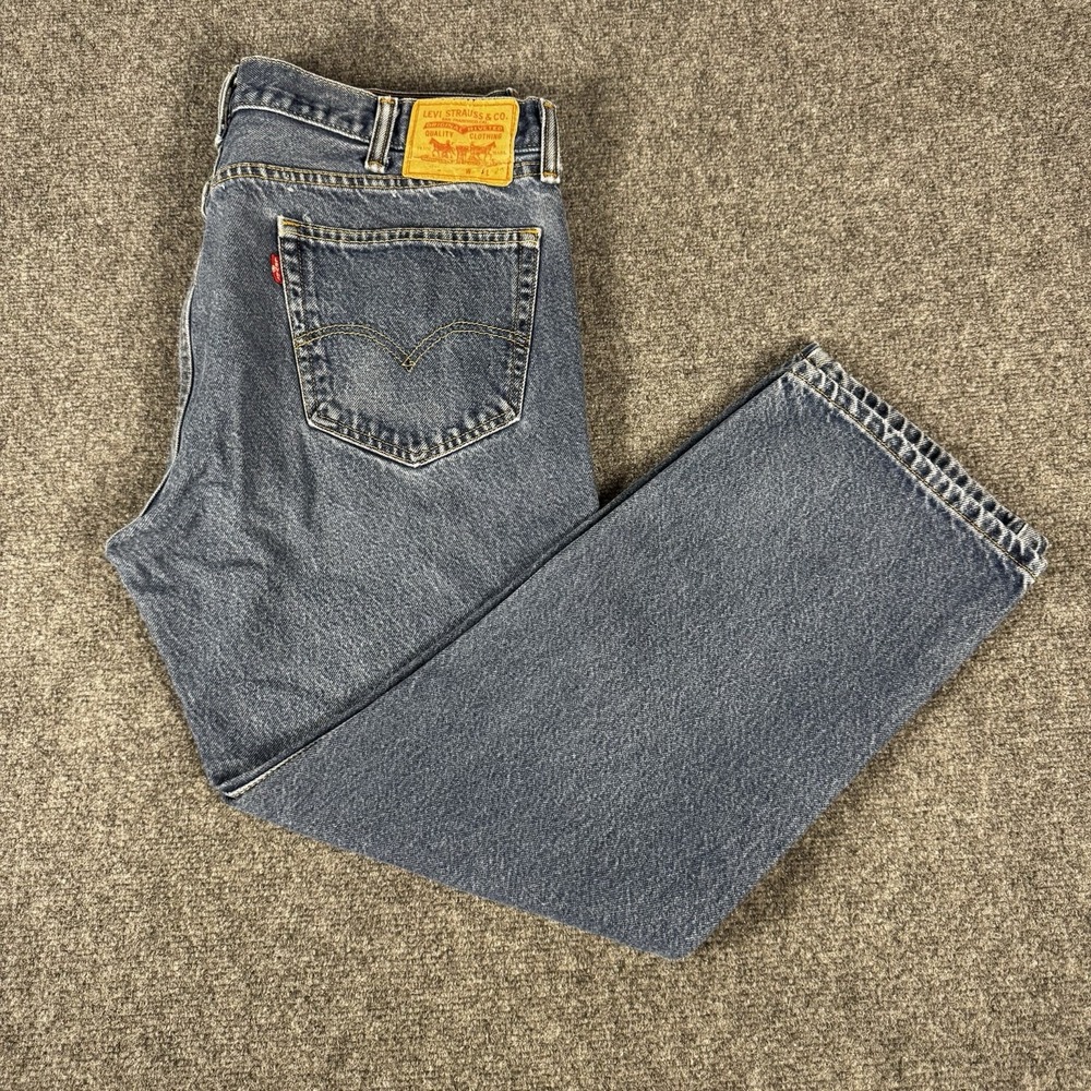 Levi's 505 Straight Fit Blue Jeans Men's 38x29 Medium Wash Denim